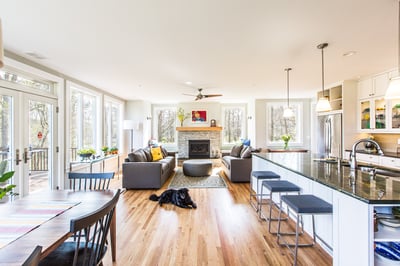 MEADOWLARK_HEP043_KITCHEN_to_FIREPLACE_0416_0001_WS